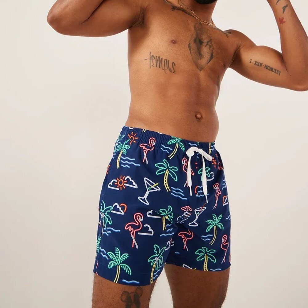 Chubbies Blue Neon Island Signs Graphic Print 7” Lined Swim Trunks